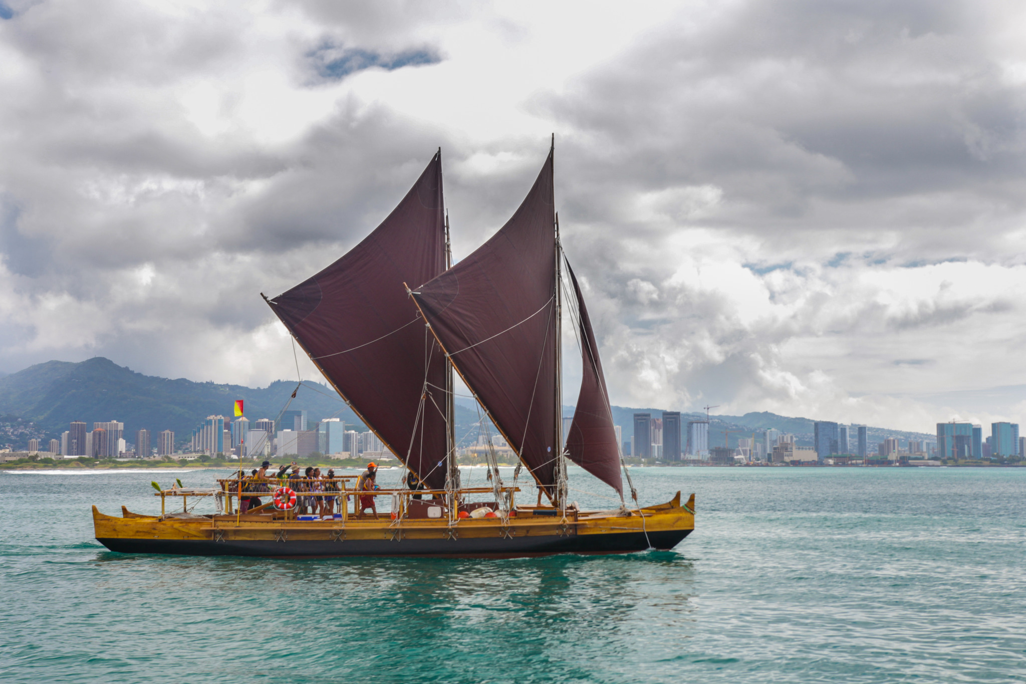 Hawaiian voyaging canoe made from Alaska spruce sails again